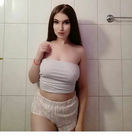 コスプレオナニーオンリーファンズ セクシーxxx 画像