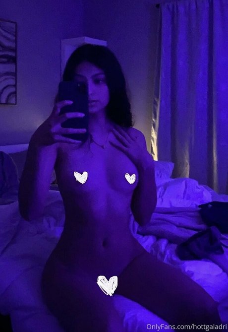 hottgaladri 可愛いモデル 画像