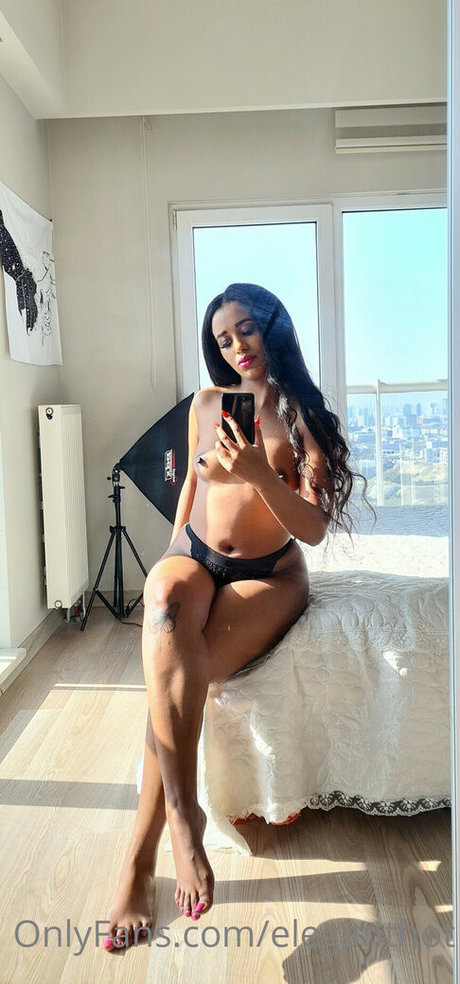 大きなお尻のBBW オンリーファンズ 無料エロ 写真