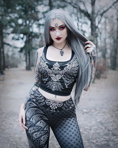 BlueAstrid ポルノスター ギャラリー