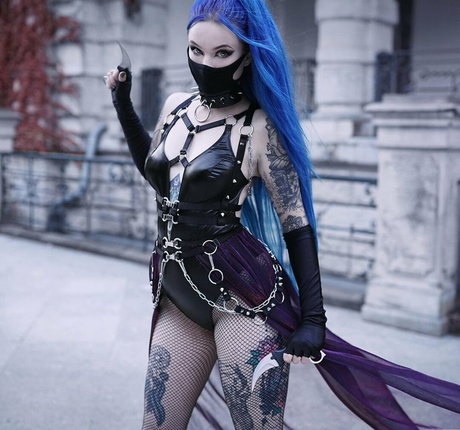 BlueAstrid セクシーなスター 写真