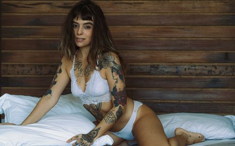 Rapha スター ヌード 写真