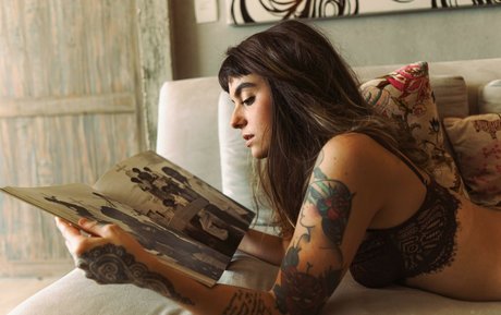 熟女の手コキオンリーファンズ 無料 画像