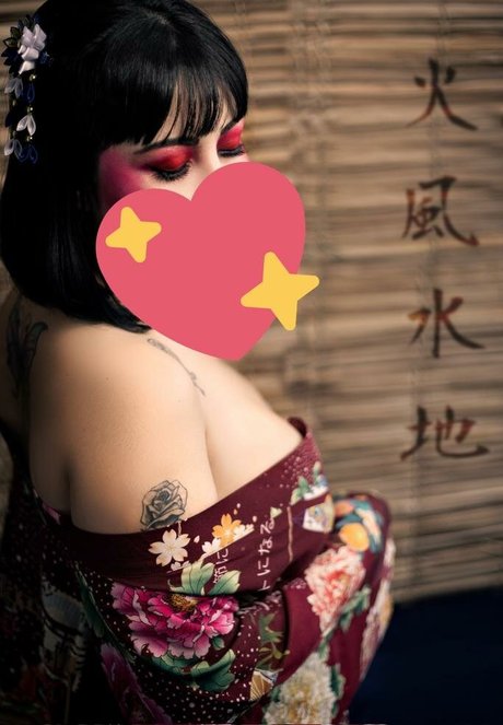 ティーンレズビアンオンリーファンズ 無料アダルト ギャラリー