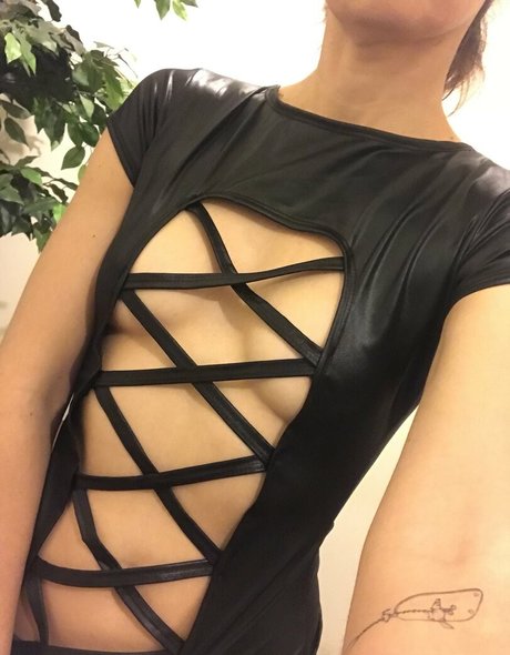 Lindsey Doe xxxモデル 写真