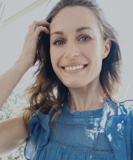 エモな痴女オンリーファンズ アートポルノ 写真