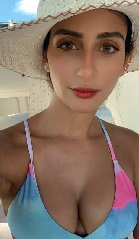 Gabinocentee エロティック女優 ギャラリー