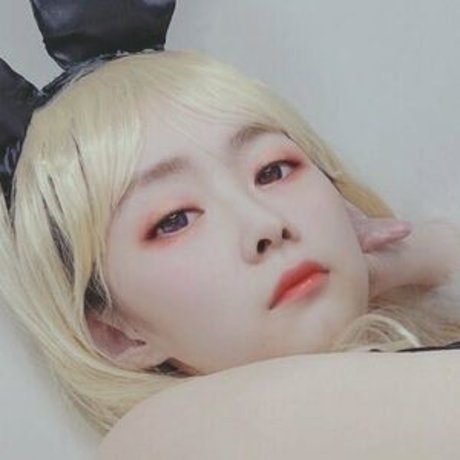 Xiao Tun Shen xxxモデル 写真