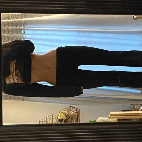 Kyla Malena XXXモデル 写真