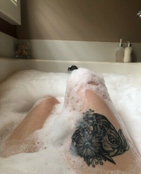 Kayrahx HDポルノスター 写真