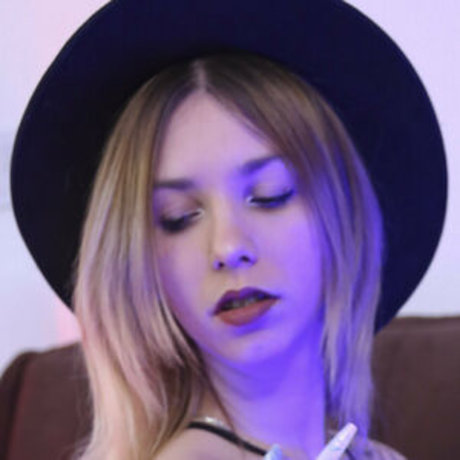 Suban Todo Porfa スター ヌード 画像