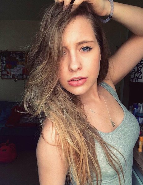 Blueyedwreck XXXモデル 画像