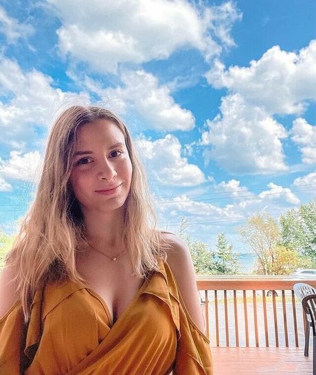 Nikki Jabs アートモデル 画像