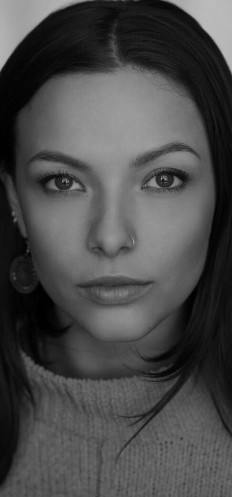 Molly Mae Osborne セクシーモデル 画像