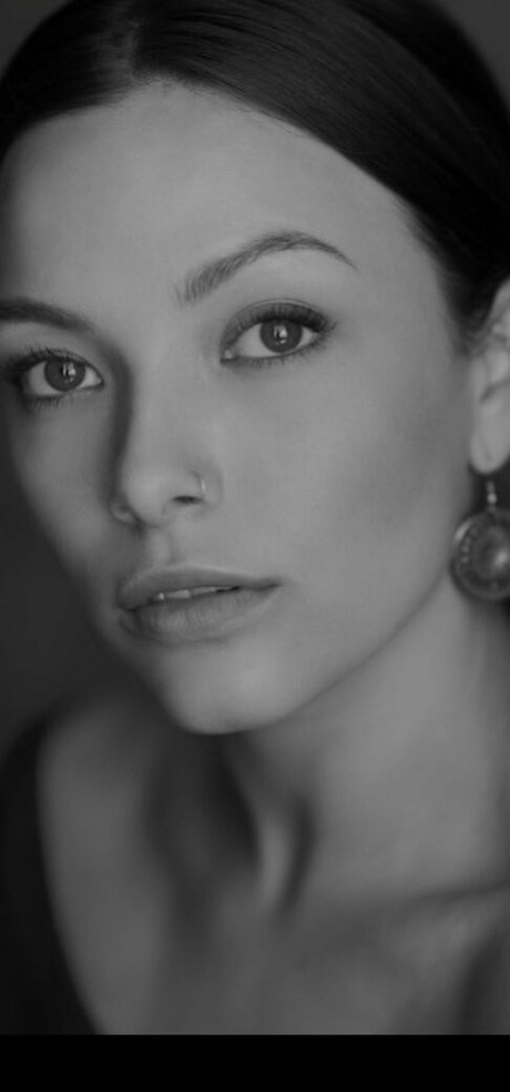 Molly Mae Osborne 完璧なモデル アーカイブ