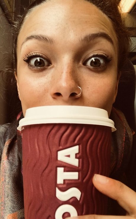 Molly Mae Osborne 無料スター 写真