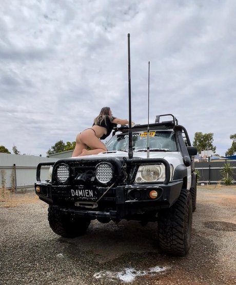 Just Jayde ポルノ女優 写真