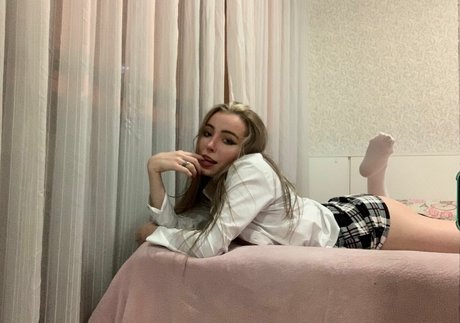 madbaby 美しいポルノスター 画像