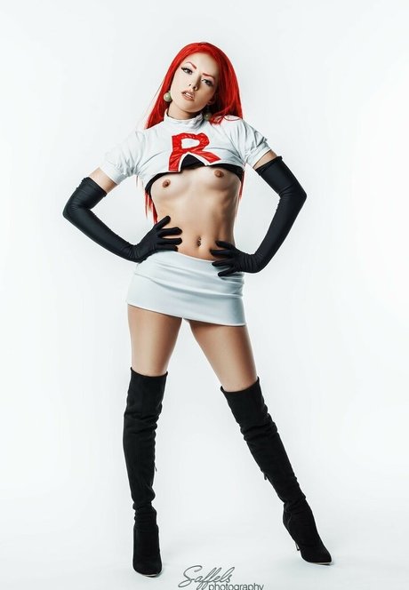 Joasie Brosas ポルノスター 画像