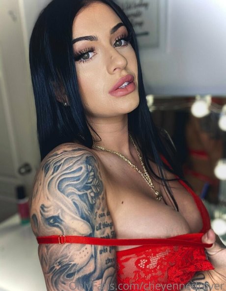 Cheyennedrover かわいいスター 写真