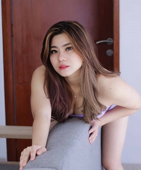 florencywg エロティックなポルノスター 写真