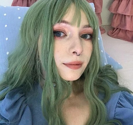 Ewa Green ポルノスター セクシー 写真