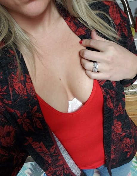 Grabymyneckk ホットなスター 写真