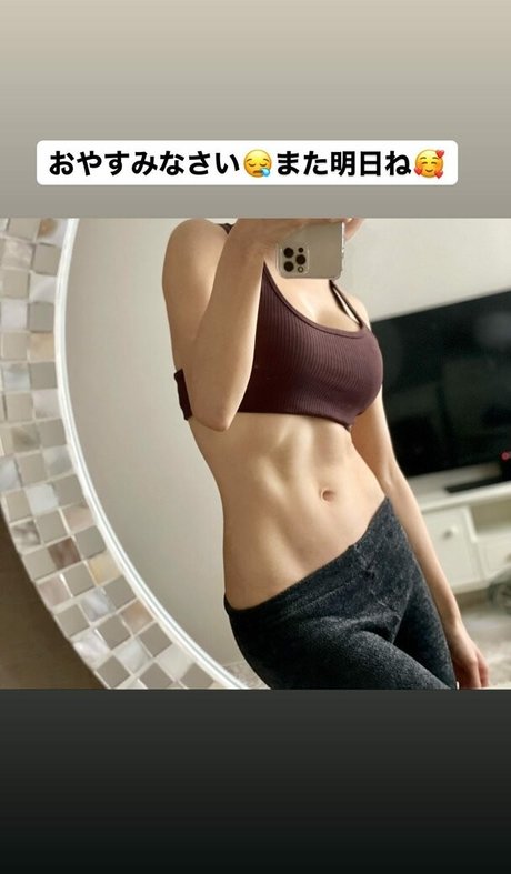 ぽっちゃりカップルオンリーファンズ アート裸 写真