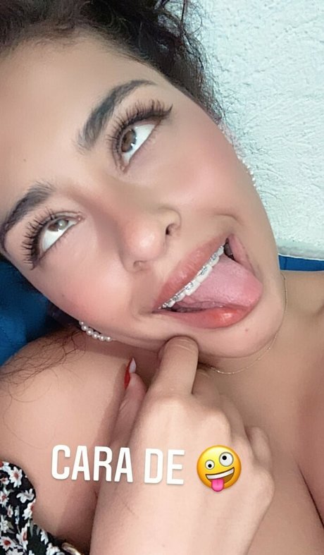 Merith Aranda Rosafire 美しいスター 写真