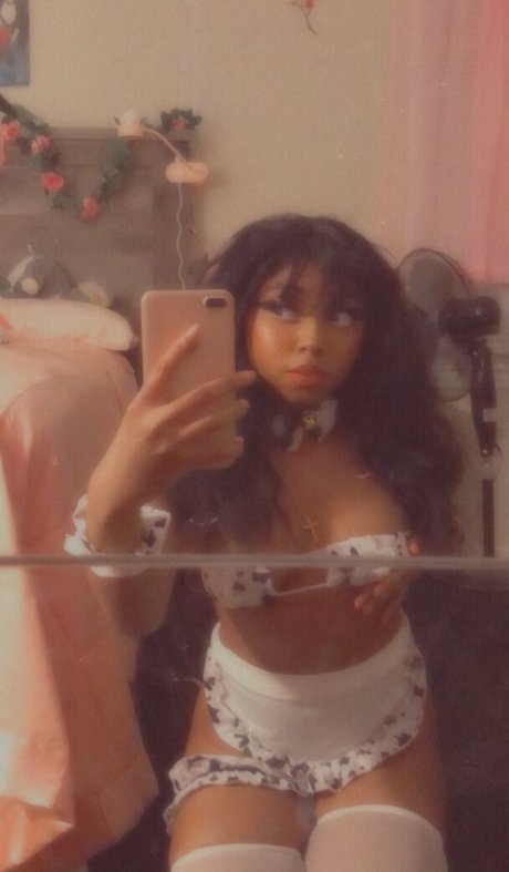 bunniiwife スター 裸 画像