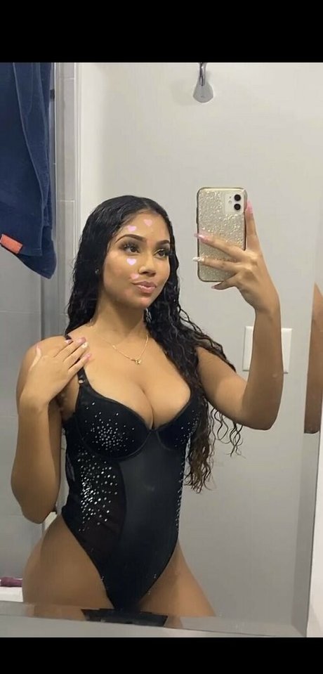 Brianypunani スター 裸 アーカイブ