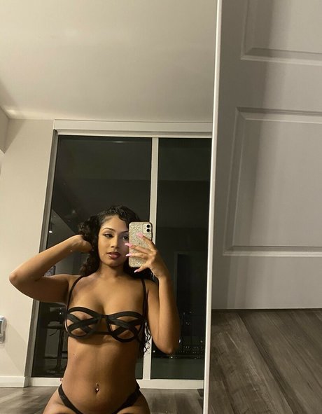 Brianypunani 素敵なモデル 写真