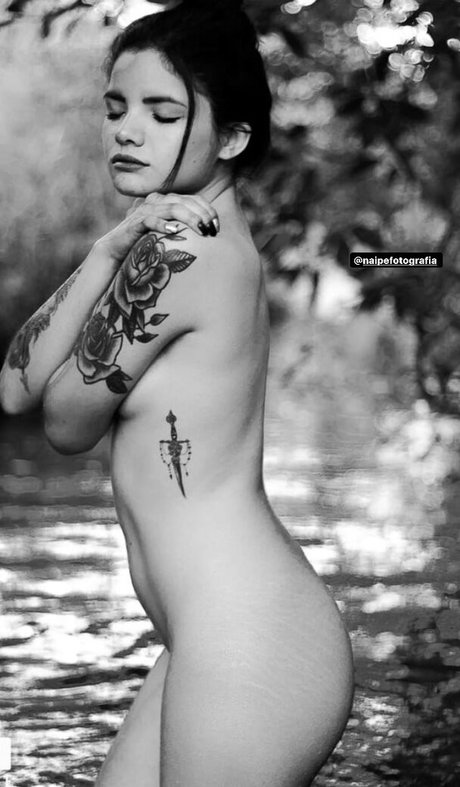 Jessie Cardim 高品質モデル 写真