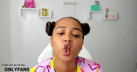 ISApetite 完璧なモデル 写真