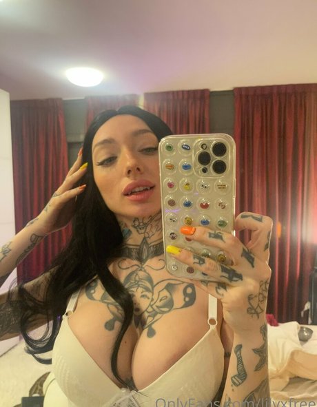 Nefka Micaela ヌードのポルノスター 写真