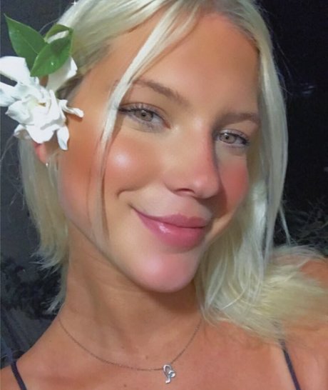 Lexie toth ヌードモデル ギャラリー