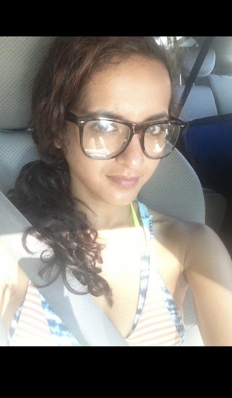 Eden Mama 独占スター 写真