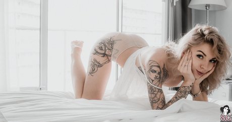 熟女アナルオンリーファンズ セックス 画像