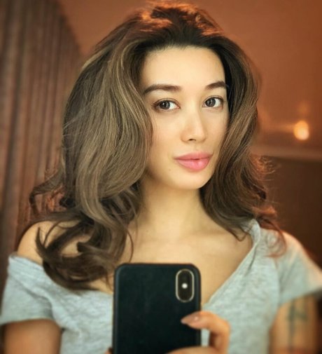 Nicole Asensio セックス女優 画像