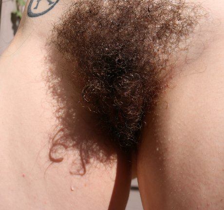 フィットネス熟女オンリーファンズ 美しいヌード 写真