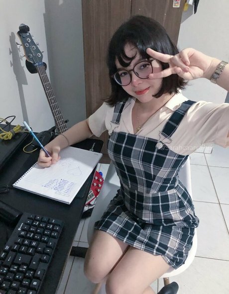 Succubbus ホットなポルノスター 写真