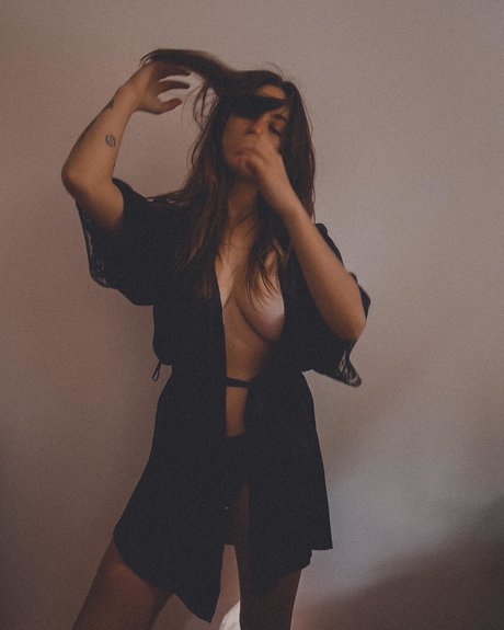 巨尻オンリーファン xxx ギャラリー