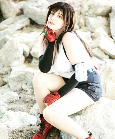 アウトドア 熟女 オンリーファンズ ヌード 画像