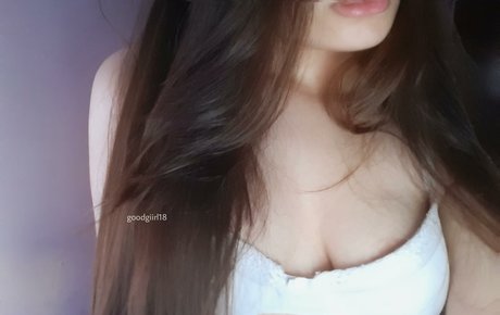 GoodGiirl18 完璧なスター 写真