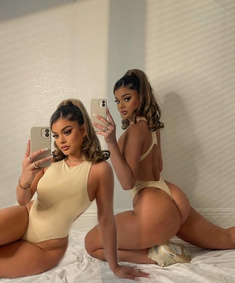 Dayanna Comas かわいいモデル 画像