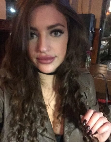 Lauren Bedford Russell アダルト女優 アーカイブ