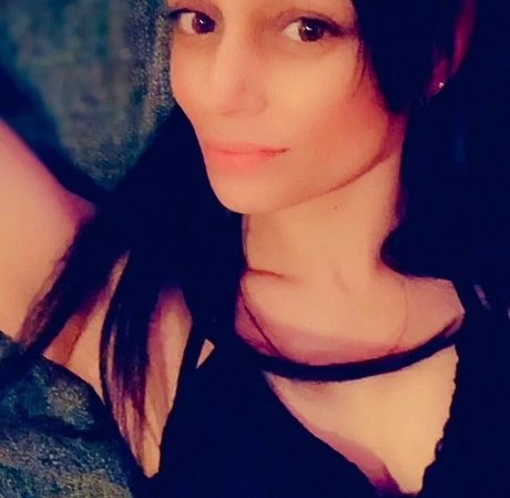 Diamond Ayleks ポルノスター HD 写真