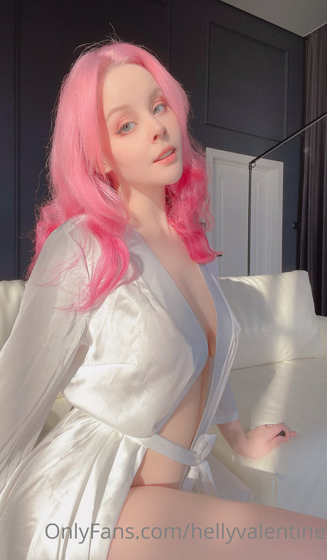 最もホットな若いオンリーファンズ ホットポルノ 画像