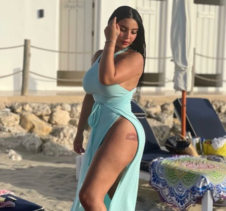 Wejdan Benarous ポルノスター ベスト 画像