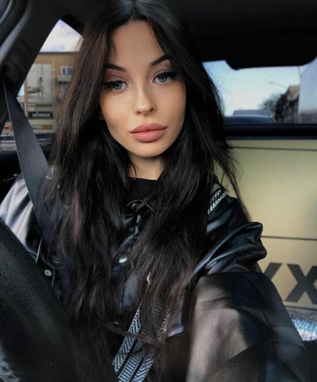 marlinskaa 可愛い女優 写真